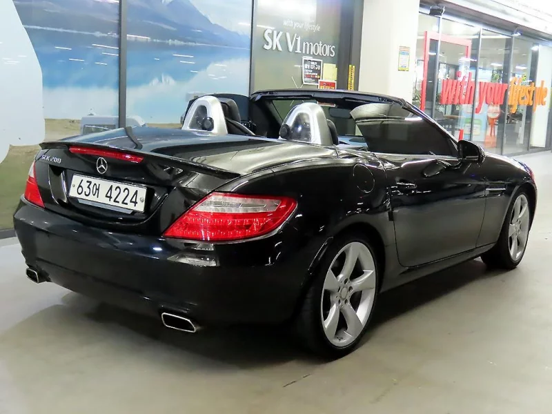 Mercedes-Benz SLK-Class
