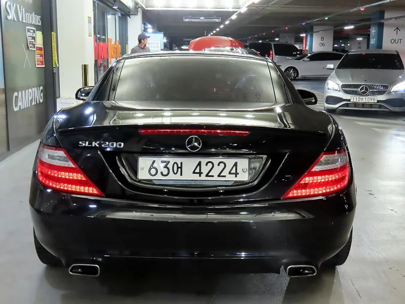 Mercedes-Benz SLK-Class