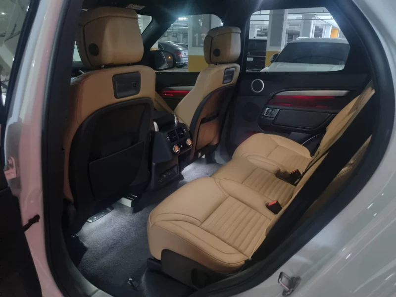 Land Rover DISCOVERY