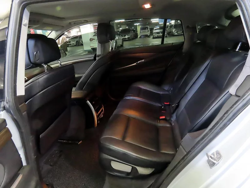 BMW 5-Series Gran Turismo