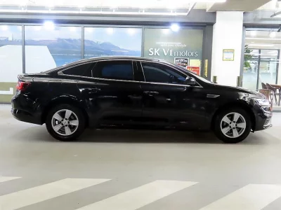 Renault SM6