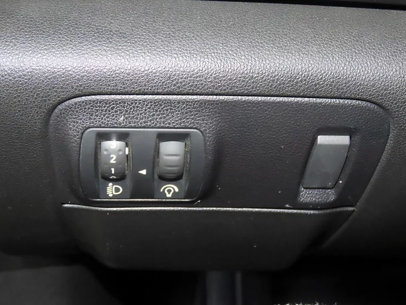 Renault SM6