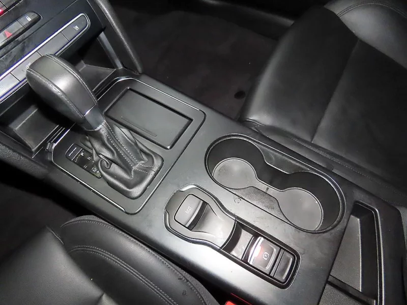 Renault SM6