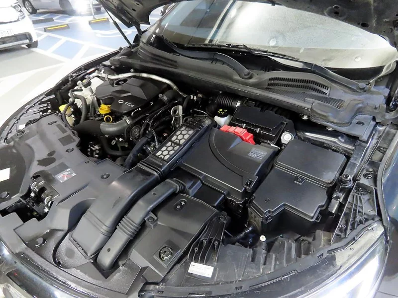 Renault SM6