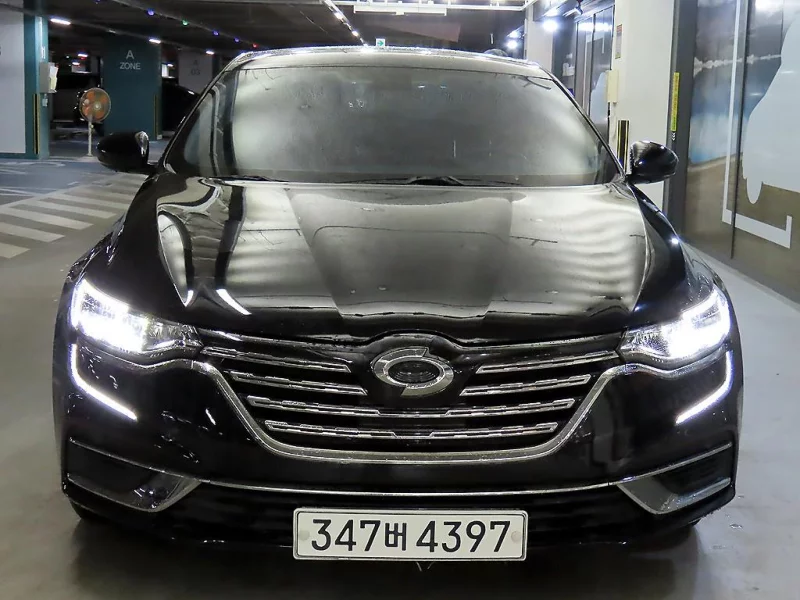 Renault SM6