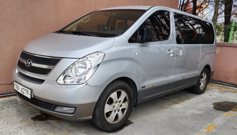 Hyundai Grand Starex
