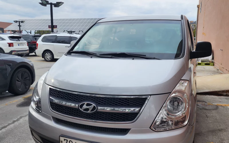 Hyundai Grand Starex