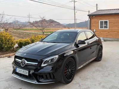 Mercedes-Benz GLA-Class