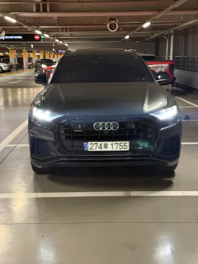 Audi Q8
