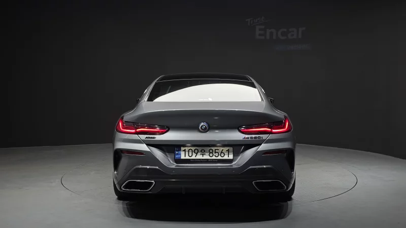 BMW 8-Series