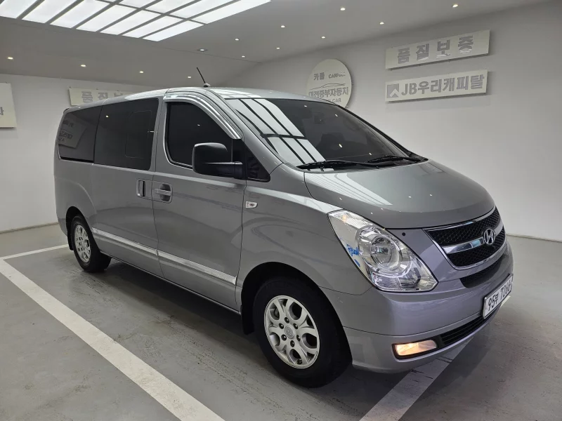 Hyundai Grand Starex