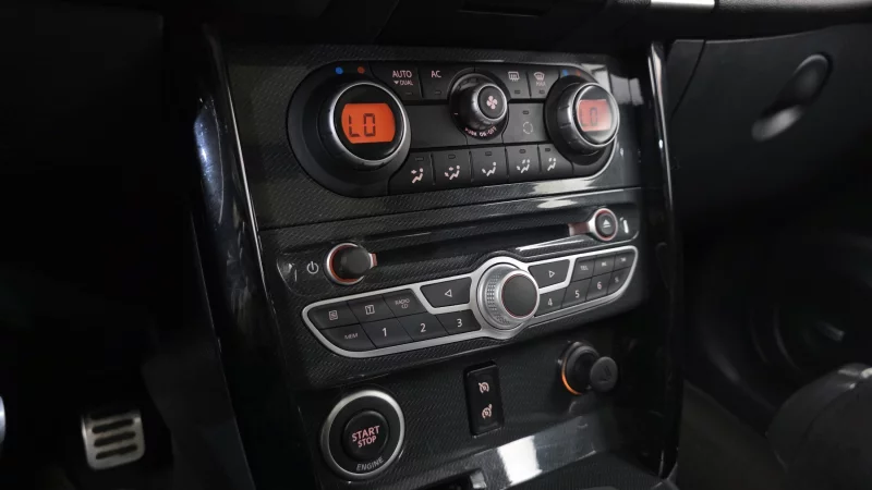Renault QM5