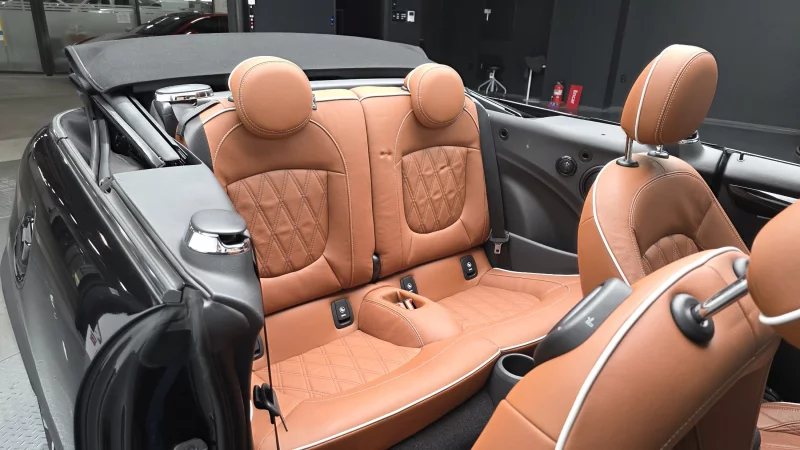 MINI Cooper Convertible