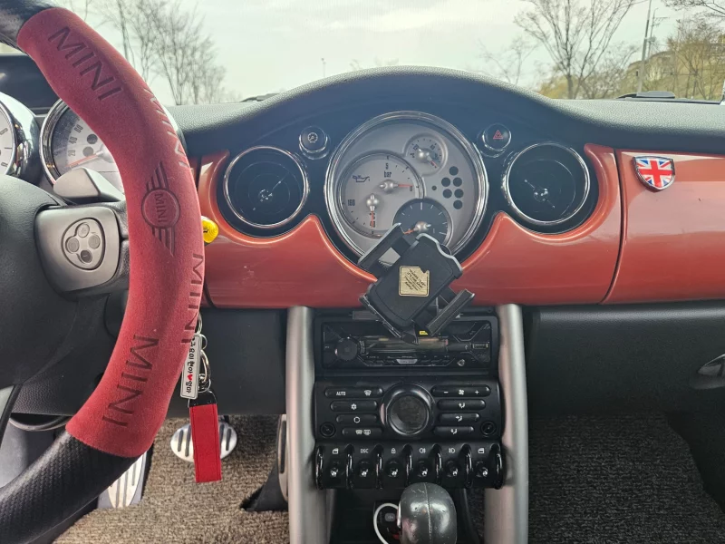 MINI Cooper Convertible