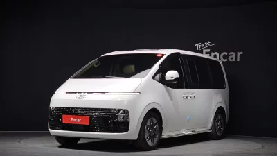 Hyundai Staria