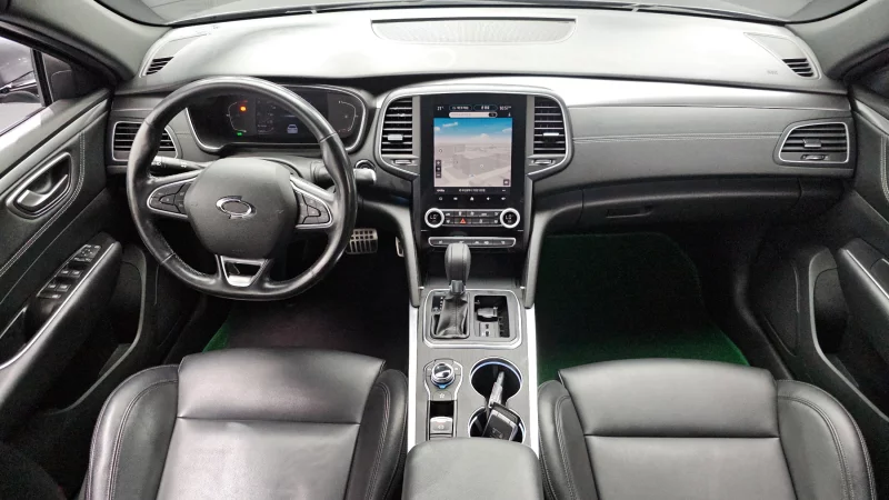 Renault SM6