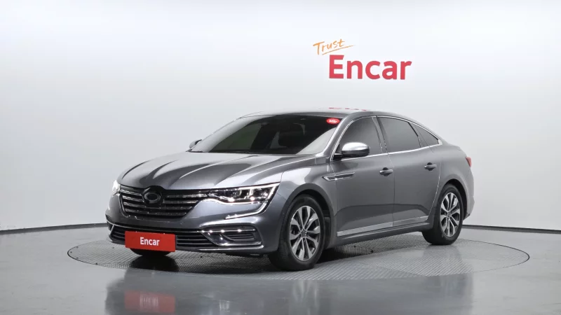 Renault SM6