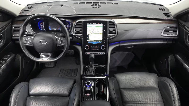 Renault SM6