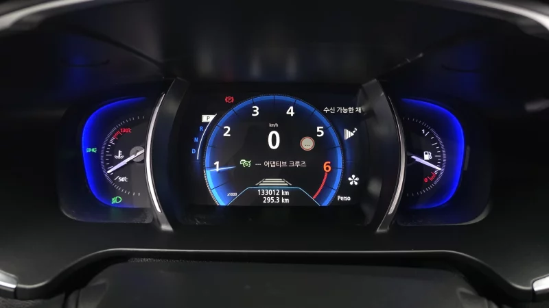 Renault SM6
