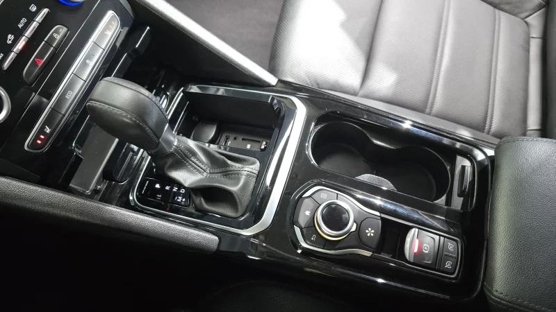 Renault SM6