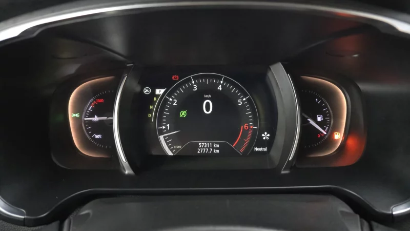 Renault SM6