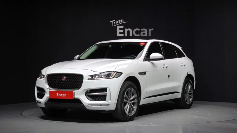 Jaguar F-PACE
