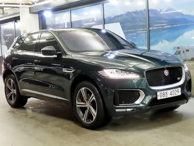 Jaguar F-PACE