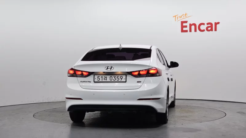 Hyundai AVANTE