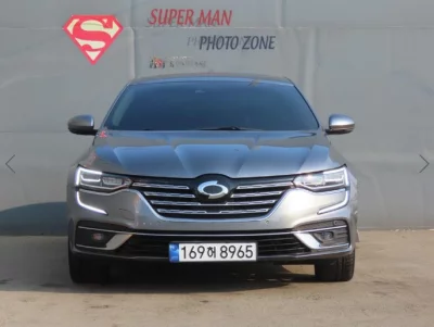 Renault SM6