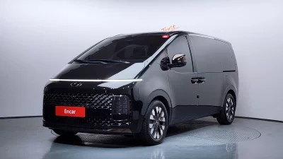 Hyundai Staria