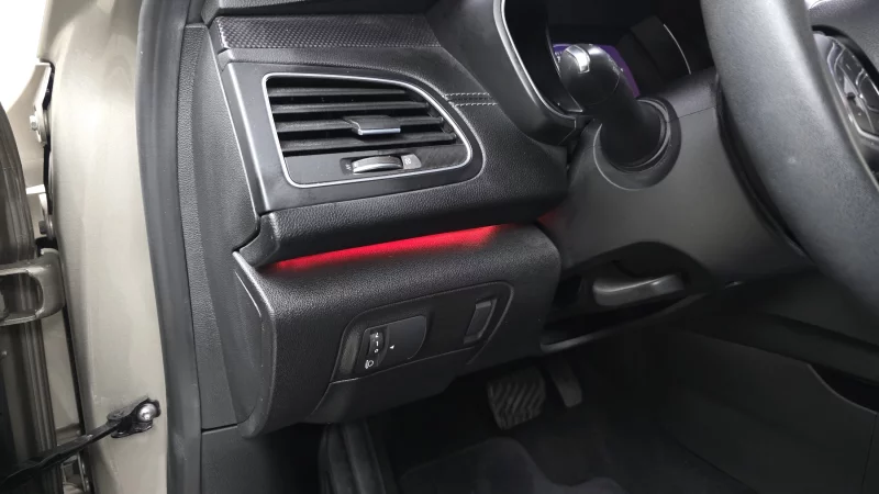 Renault SM6