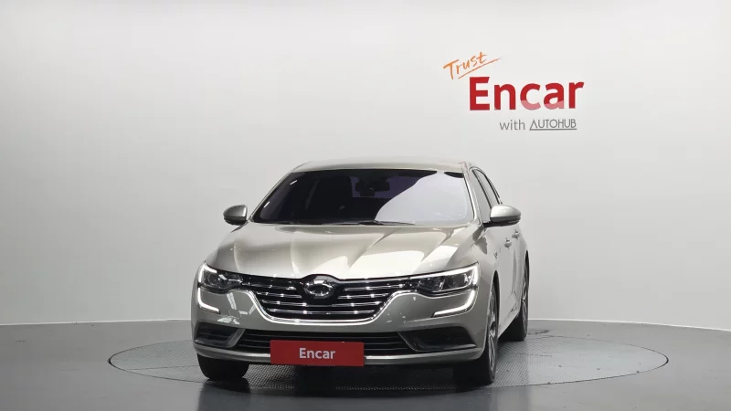 Renault SM6