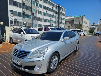 Hyundai Equus