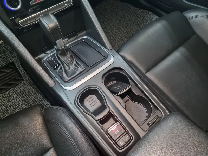 Renault SM6