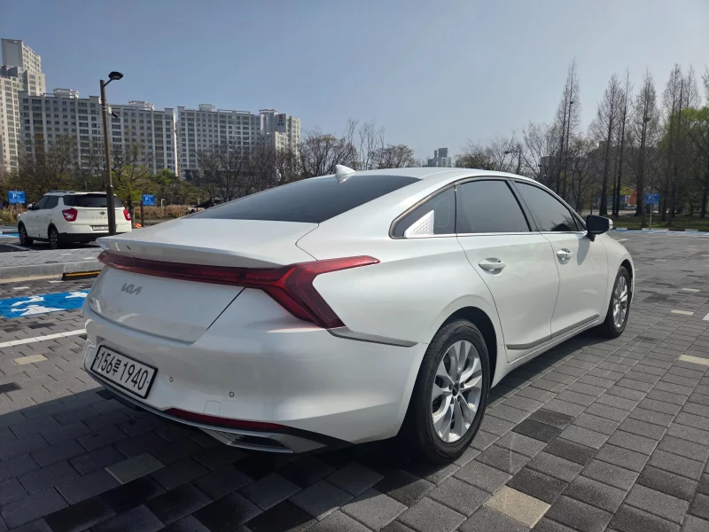 Kia K8