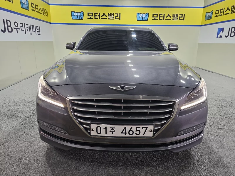 Hyundai Genesis
