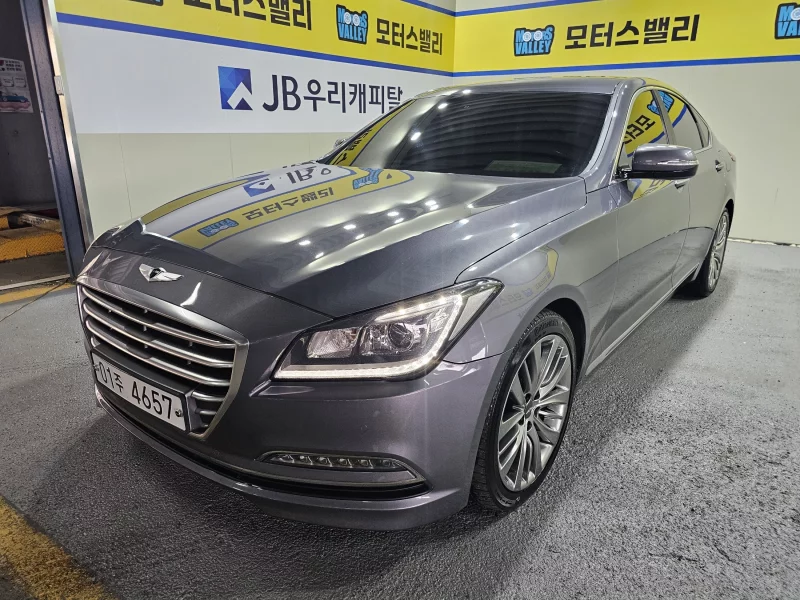 Hyundai Genesis
