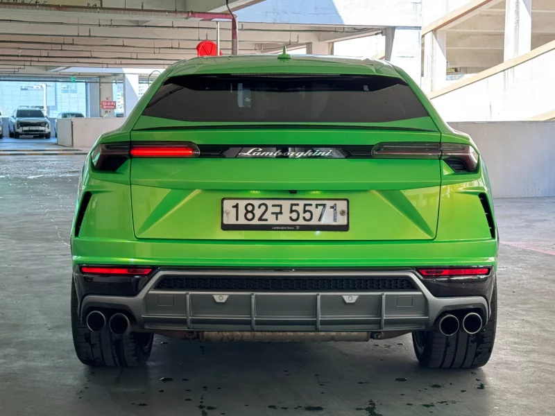 Lamborghini URUS