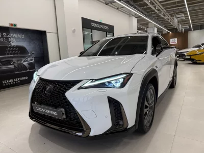 Lexus UX