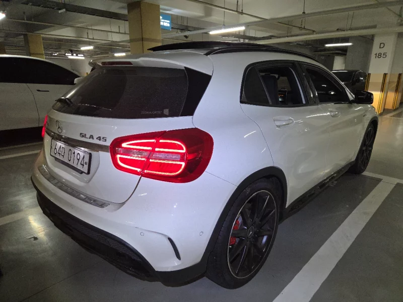 Mercedes-Benz GLA-Class