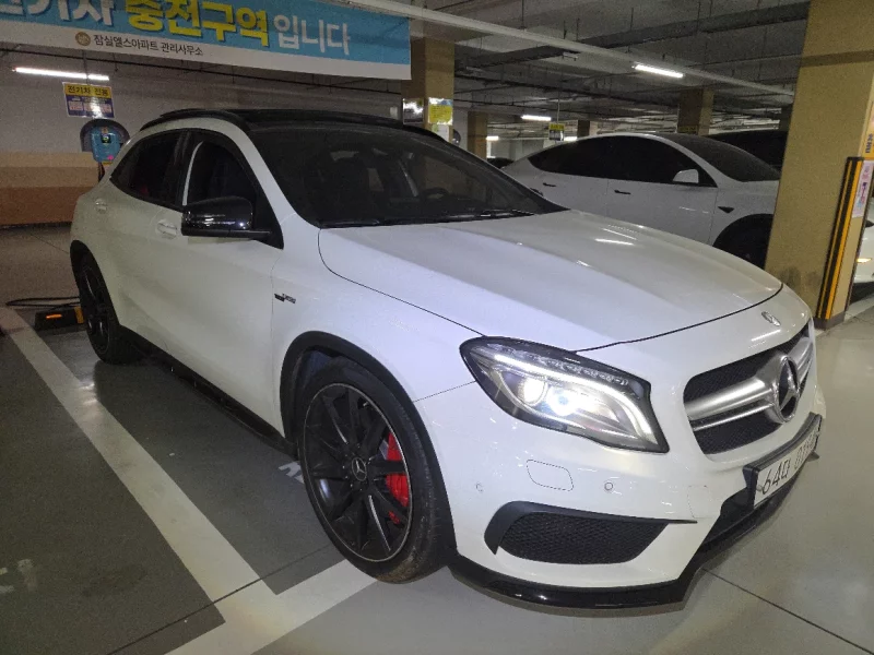 Mercedes-Benz GLA-Class