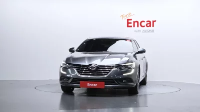 Renault SM6