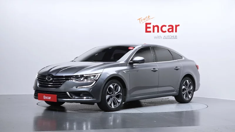 Renault SM6