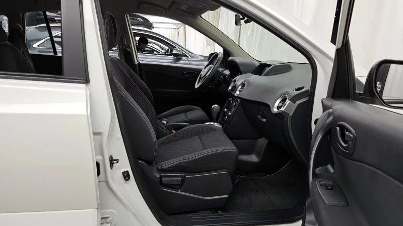 Renault QM5
