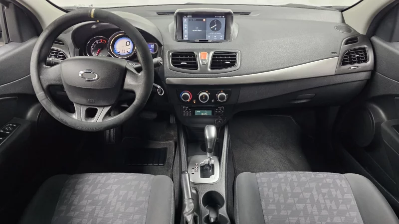 Renault SM3