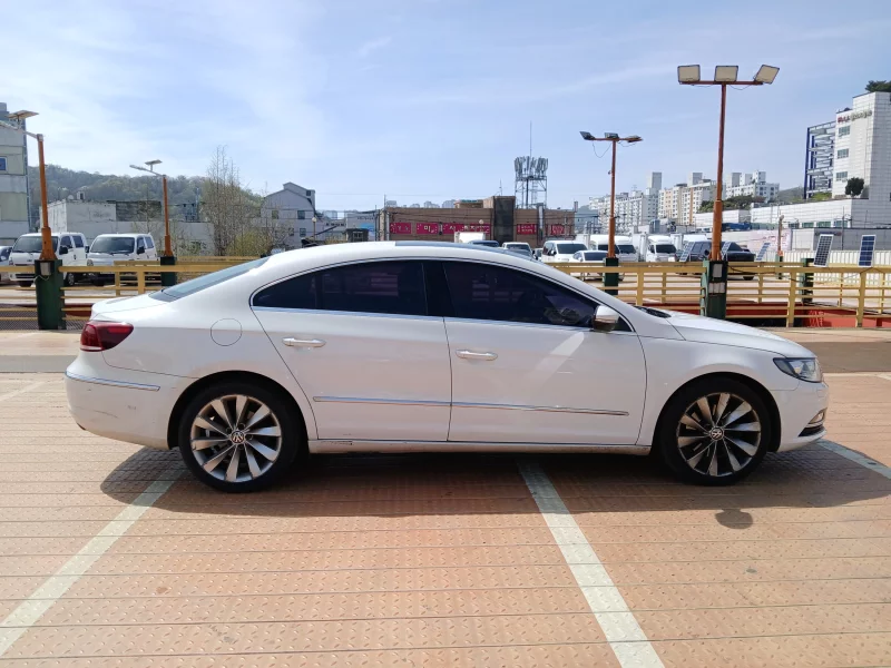 Volkswagen PASSAT CC