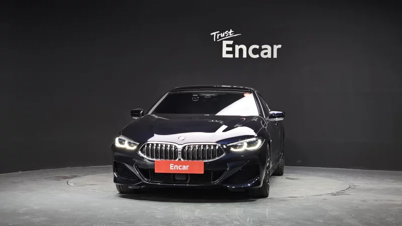 BMW 8-Series