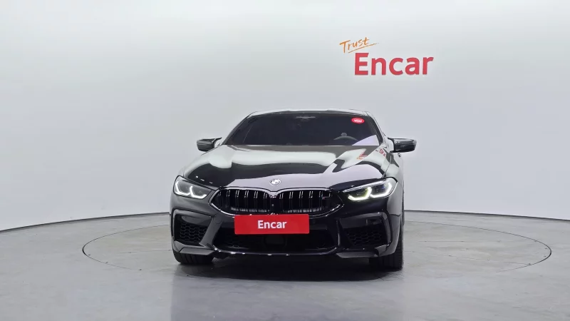 BMW M8