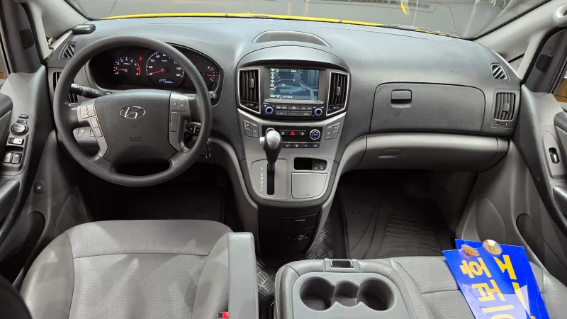 Hyundai Grand Starex