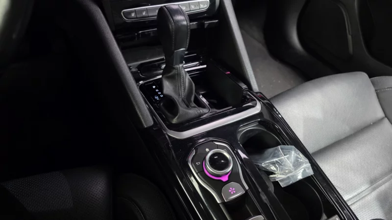 Renault SM6